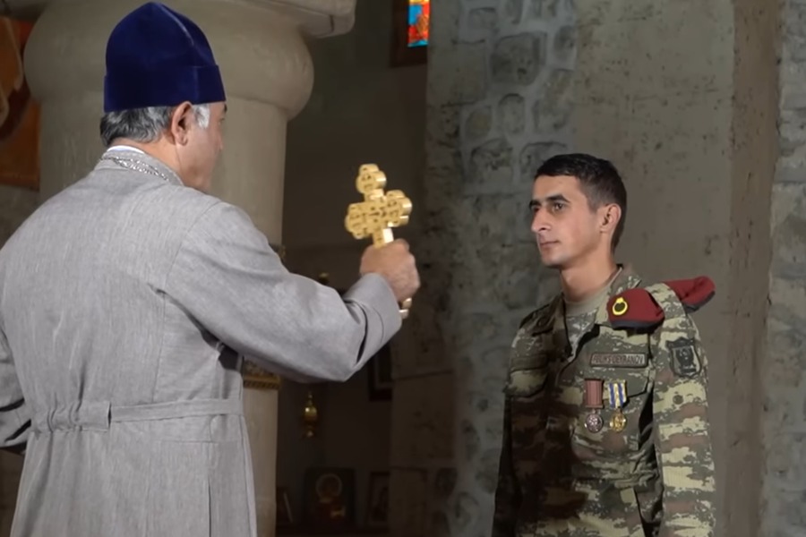 Birlikdən doğan kimlik [[— “Sagala”]]