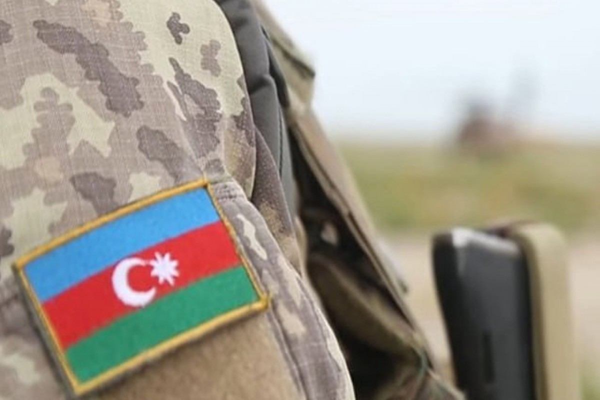 Qanunverciliyə “hərbi qulluqçuların şəxsi jetonu” anlayışı daxil edilib